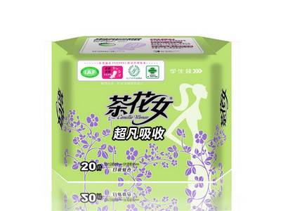 茶花女品牌推出“學生裝”新品